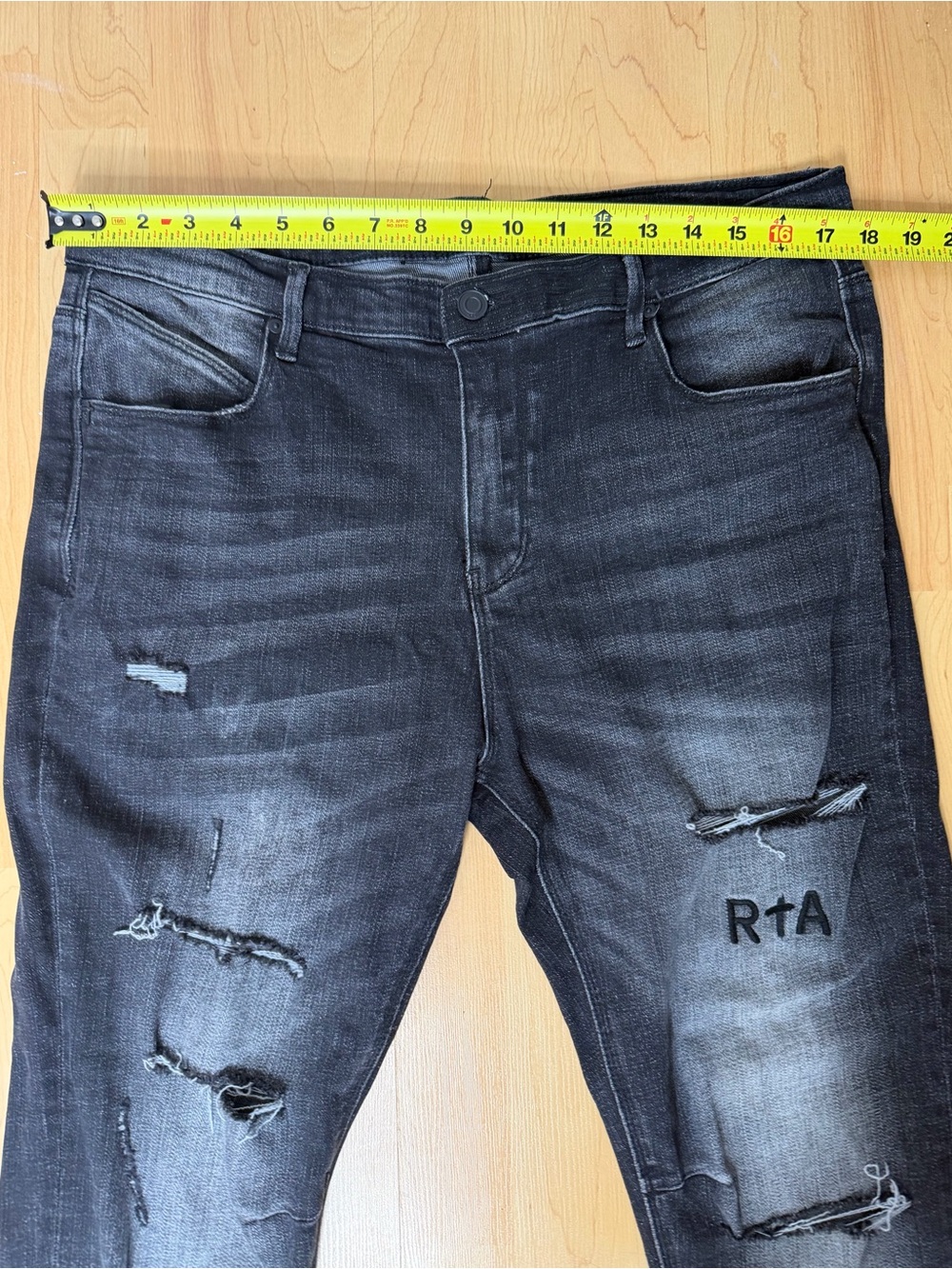 RTA Men’s Distressed Ripped Black Jeans Size 33 Logo Stretch - Picture 7 of 16